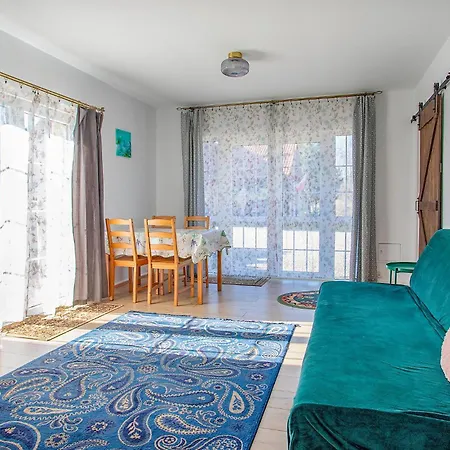 1 Bedroom Amazing In Holiday home Sobacz