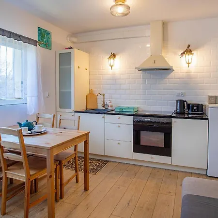 1 Bedroom Amazing In Semesterbostad *